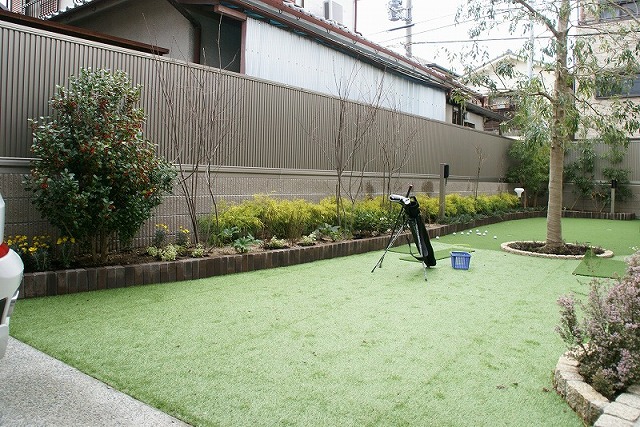 お住まいを引き立たせる屋根つき門構え［岸和田市の外構工事、造園工事］ サブ画像
